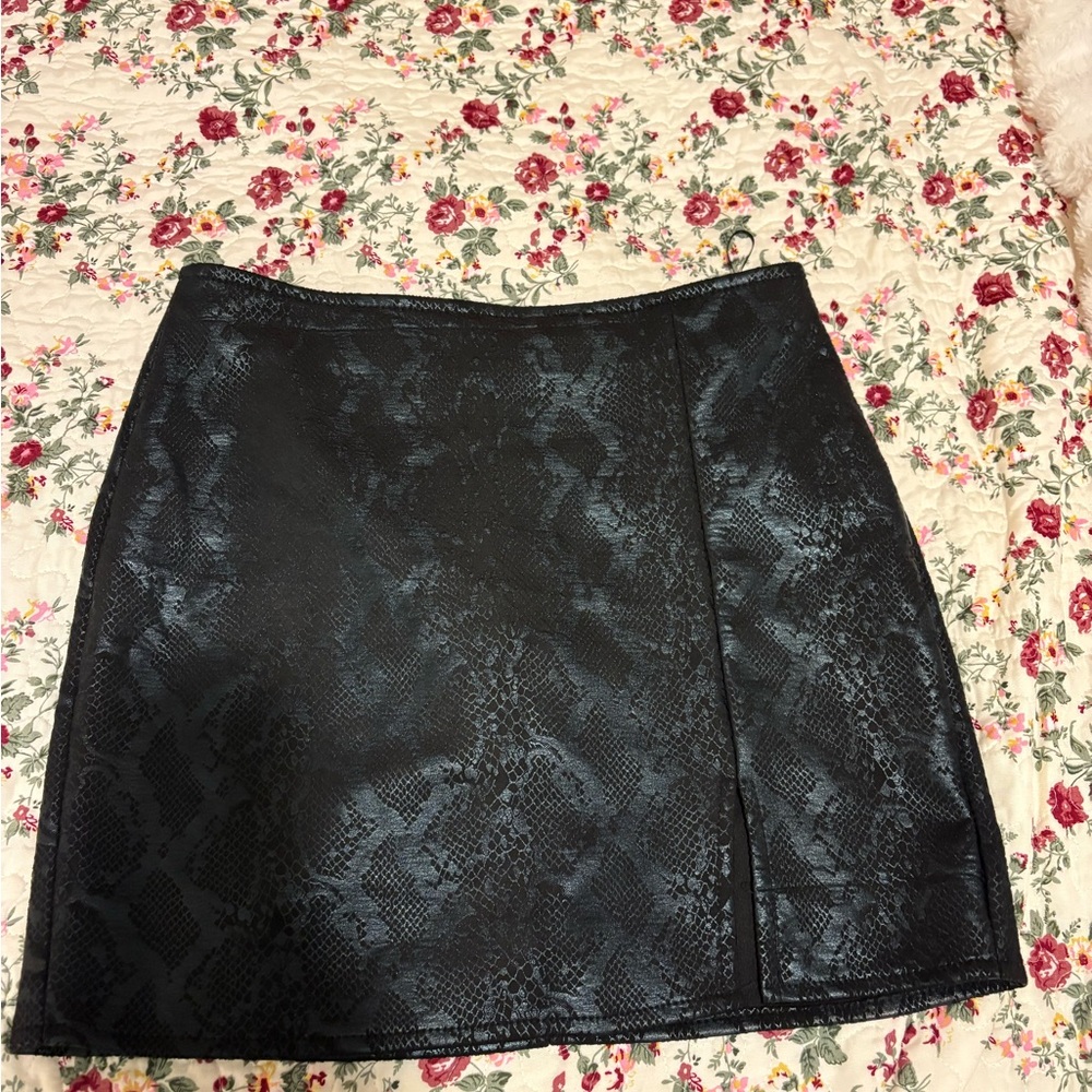 Iris Black Textured Mini Skirt